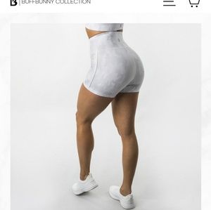 Buffbunny Eclipse Short - Snow Camo